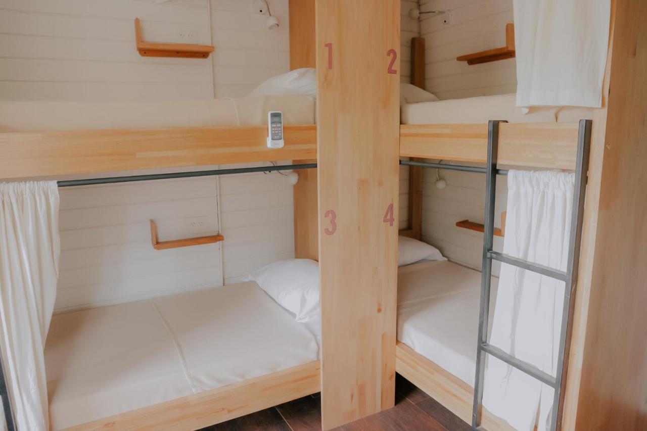 Indomito Hostel Сан-Карлос-де-Барілоче Екстер'єр фото